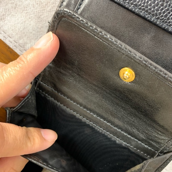 Authentic Chanel Caviar Compact Wallet - Picture 9 of 14